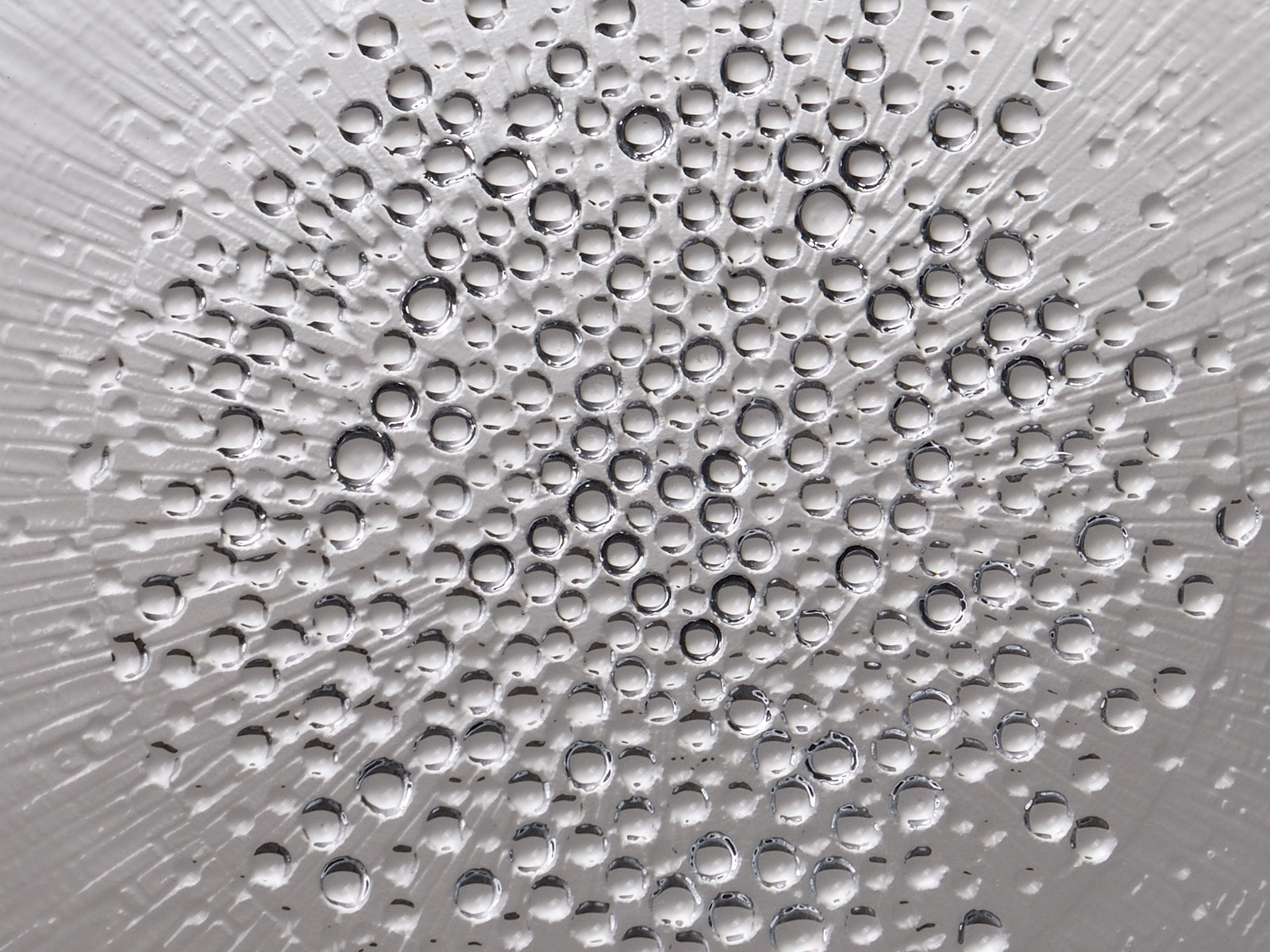 Glycolic Acid vs. Salicylic Acid: Which is Better?